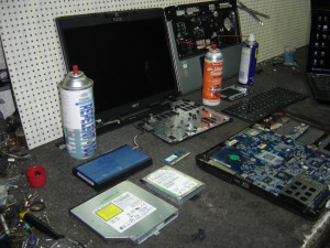 JORGE CASTILLO Anuncios de Computaci&oacute;n en Santiago |  NO DUDE EN TRAER SU PC O NOTEBOOK ,catedral  1980,  somos de confianza., mantencion, reparacion  servicio tecnico telerama