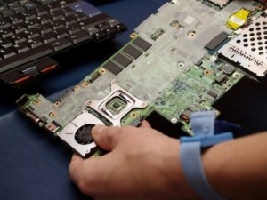 alexis Anuncios de Computaci&oacute;n en Santiago |  servicio tecnino reparacion de computadores y notebook a domicilio, soporte tecnico  en terreno y laboratorio